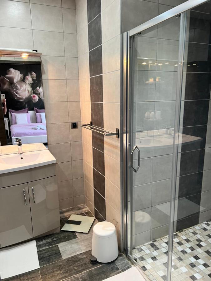 Chez Saliha Et Serge Lamarche-Sur-Saone Ngoại thất bức ảnh