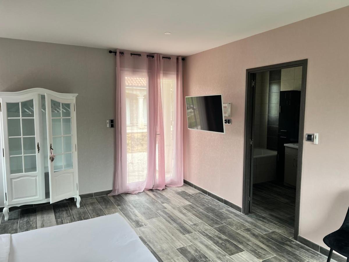 Chez Saliha Et Serge Lamarche-Sur-Saone Ngoại thất bức ảnh