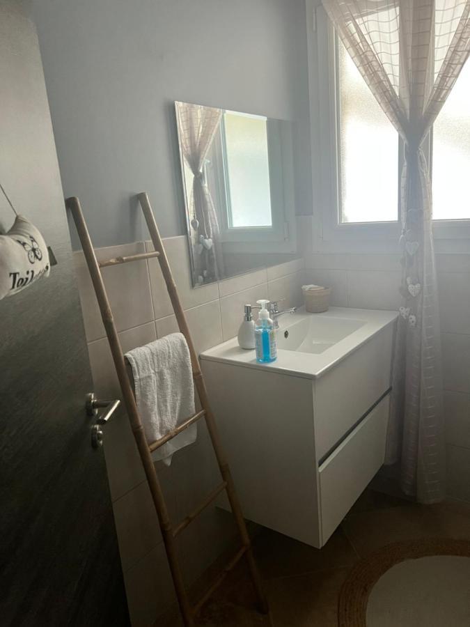Chez Saliha Et Serge Lamarche-Sur-Saone Ngoại thất bức ảnh