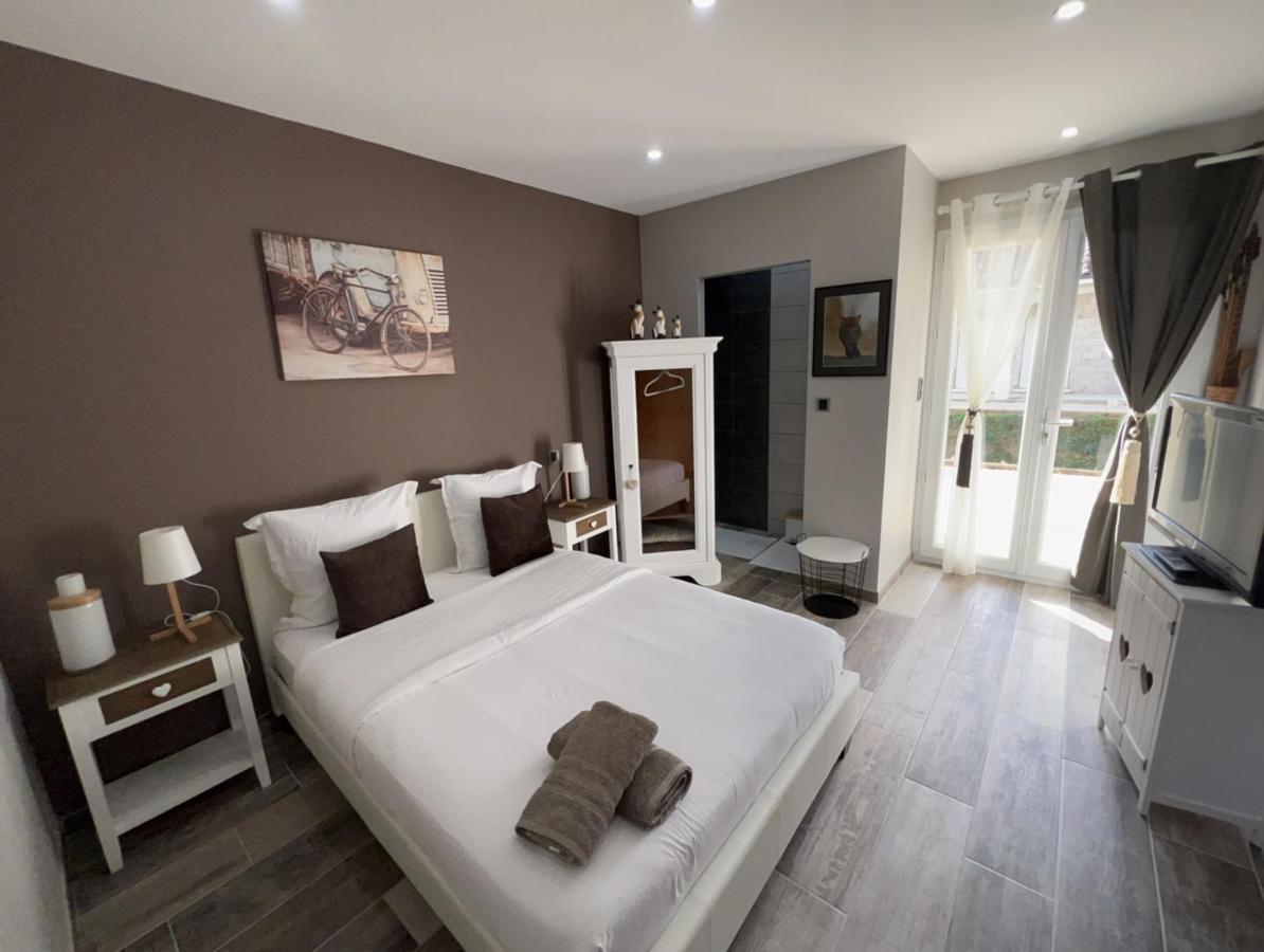 Chez Saliha Et Serge Lamarche-Sur-Saone Ngoại thất bức ảnh